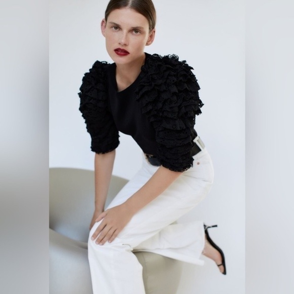 NEW Zara Women Knit Sweater Top Medium Black‎ Lace Ruffle Sleeve Old Money - Picture 2 of 9